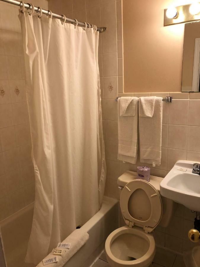 Niagara Inn & Suites Экстерьер фото